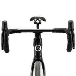 PGZ - Carbon Fiber Road Bike – Black and White